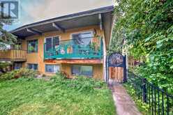 7918 33 Avenue NW Calgary