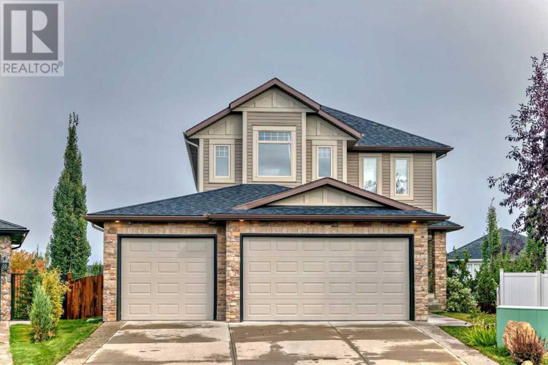 124 Aspenmere Close Chestermere