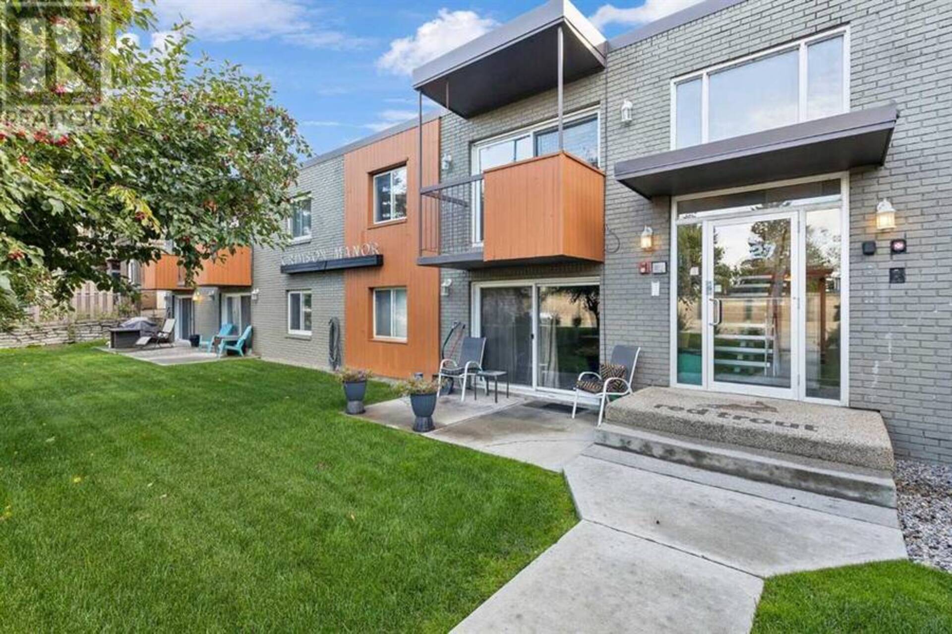 203, 4127 Bow Trail SW Calgary