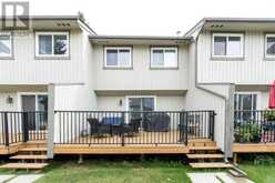 34, 195 MANORA Place NE Calgary