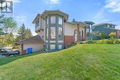 151 Edelweiss Place NW Calgary