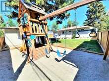 2715 63 Avenue SW Calgary