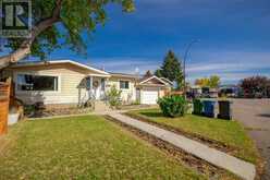 236 Huntwell Court NE Calgary