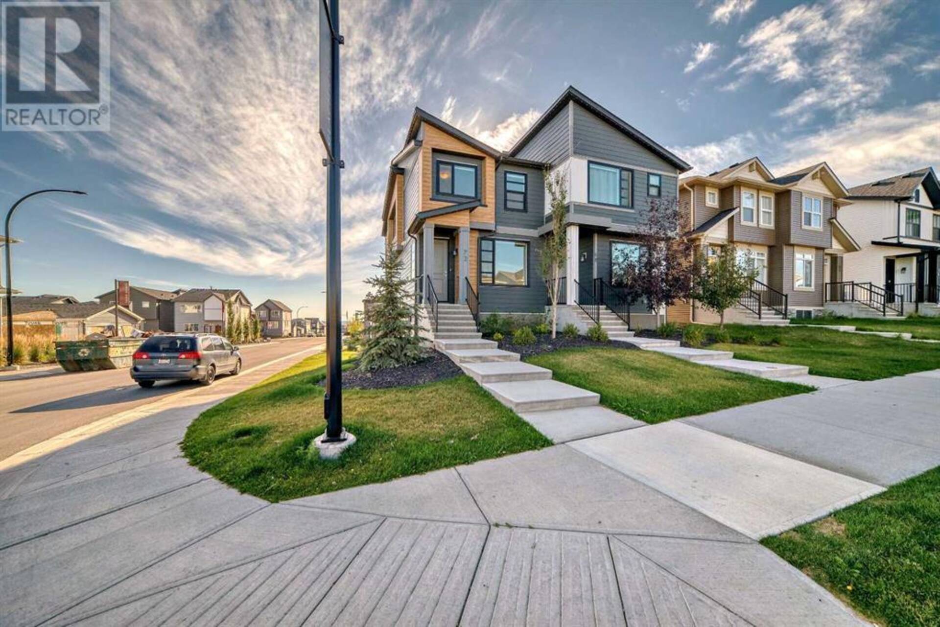 72 Edith Gate NW Calgary