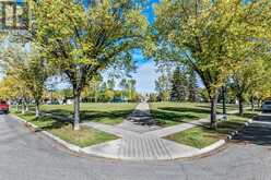 123, 8 Prestwick Pond Terrace SE Calgary