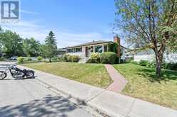 16 Trafford Place NW Calgary