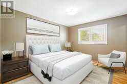 10023 Oakmoor Way SW Calgary