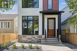 427 15 Avenue NE Calgary