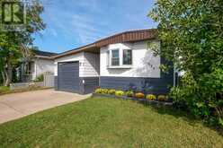 826 Brentwood Crescent Strathmore