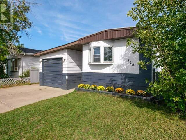 826 Brentwood Crescent Strathmore