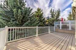 119 Gladstone Gardens SW Calgary