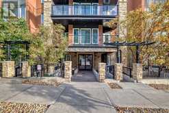 212, 836 Royal Avenue SW Calgary