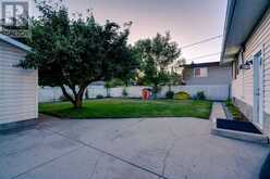 7027 Huntbourne Green NE Calgary