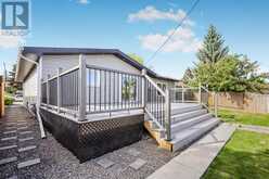 10604 Oakmoor Way SW Calgary