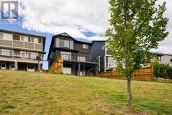 239 Hillcrest Heights SW Airdrie