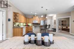 102, 3 Aspen Glen Canmore