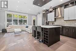 3240 Kerrydale Road SW Calgary