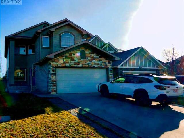 321 Crystal Shores View Okotoks