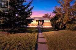 516 32 Avenue NE Calgary