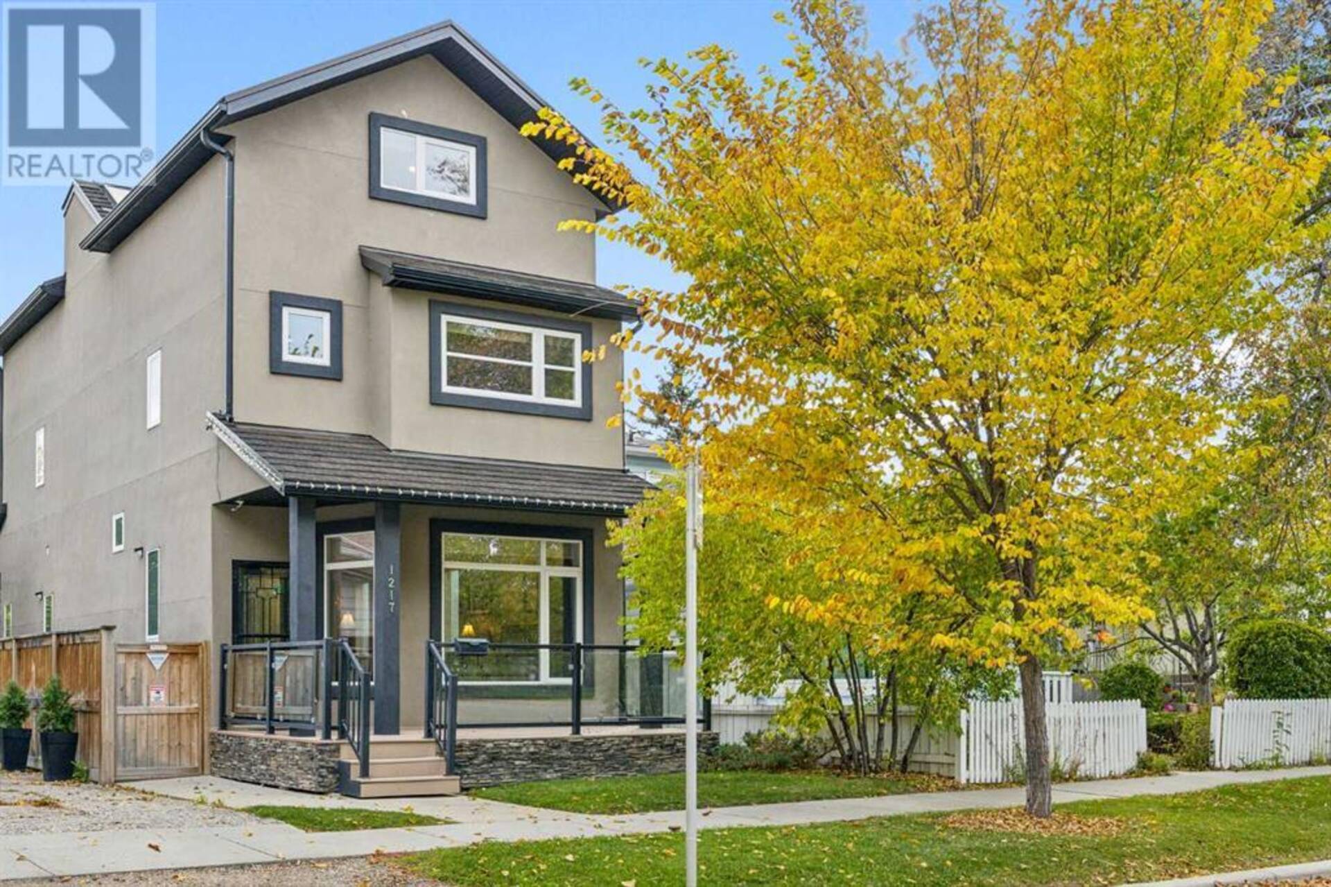 1217 18 Avenue NW Calgary