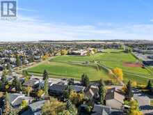 125 Woodbend Way Okotoks