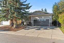 125 Woodbend Way Okotoks