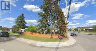 4102 16 Avenue SE Calgary