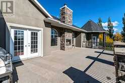 9 Silvertip Drive Rural Foothills