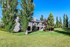 9 Silvertip Drive Rural Foothills