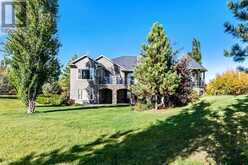 9 Silvertip Drive Rural Foothills