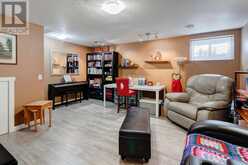 1401 Clover Link Carstairs