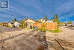 144 castleridge road NE Calgary