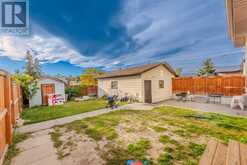 144 castleridge road NE Calgary