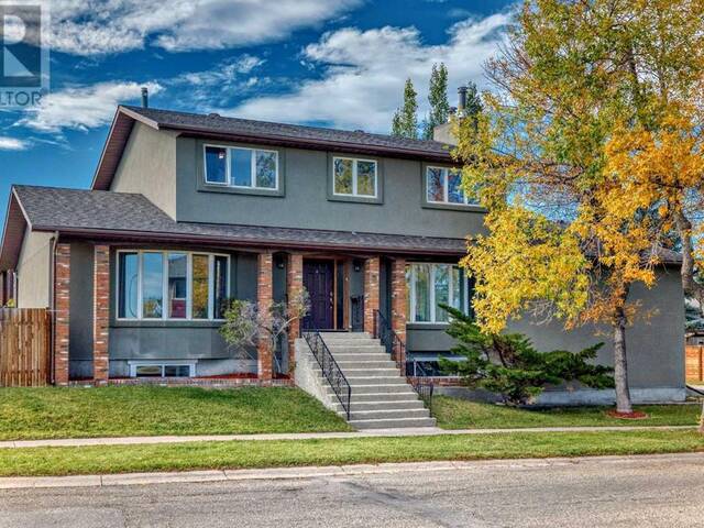 7 Berkshire Road NW Calgary Alberta