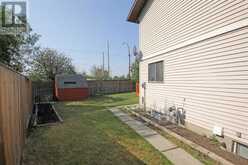 136 Bedfield Close NE Calgary