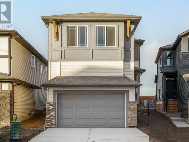 98 Hotchkiss Manor SE Calgary