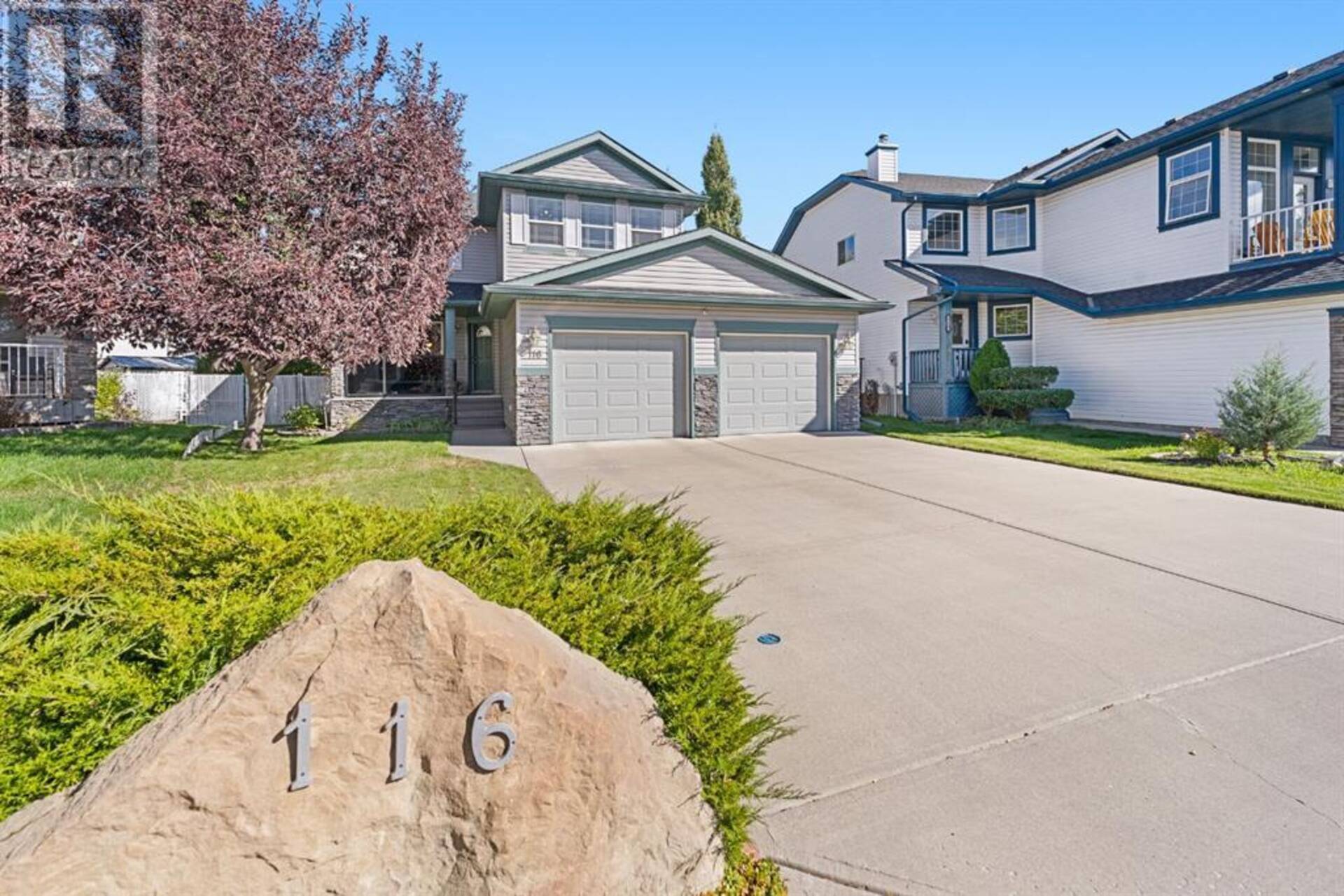 116 Oakmere Place Chestermere