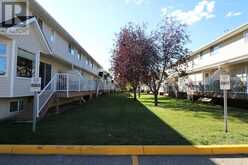 42, 567 Edmonton Trail NE Airdrie