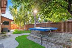 11 Oakmount Way SW Calgary