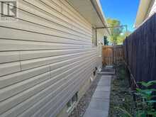 199 Penmeadows Close SE Calgary