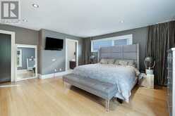 632 54 Avenue SW Calgary