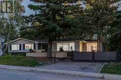 82 Massey Place SW Calgary