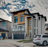 10 Straddock Bay SW Calgary