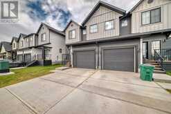 660 South Point Heath SW Airdrie