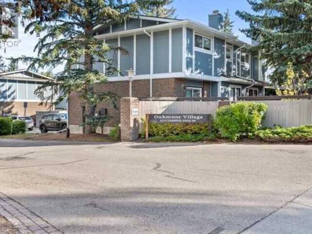 29, 2210 Oakmoor Drive SW Calgary Alberta