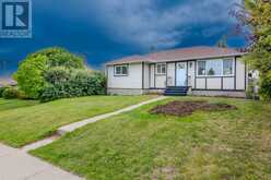 95 Holmwood Avenue NW Calgary