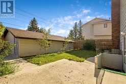 132 Beaconsfield Way NW Calgary