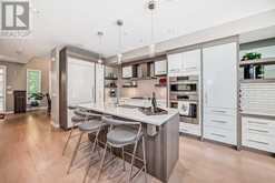 2007 1 Avenue NW Calgary