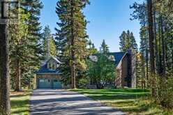 116 Breezewood Bay Bragg Creek