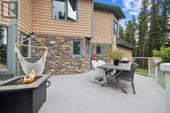 116 Breezewood Bay Bragg Creek